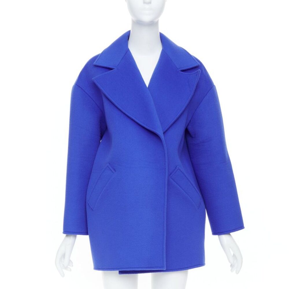 Oscar De La Renta Blue Felt Coat